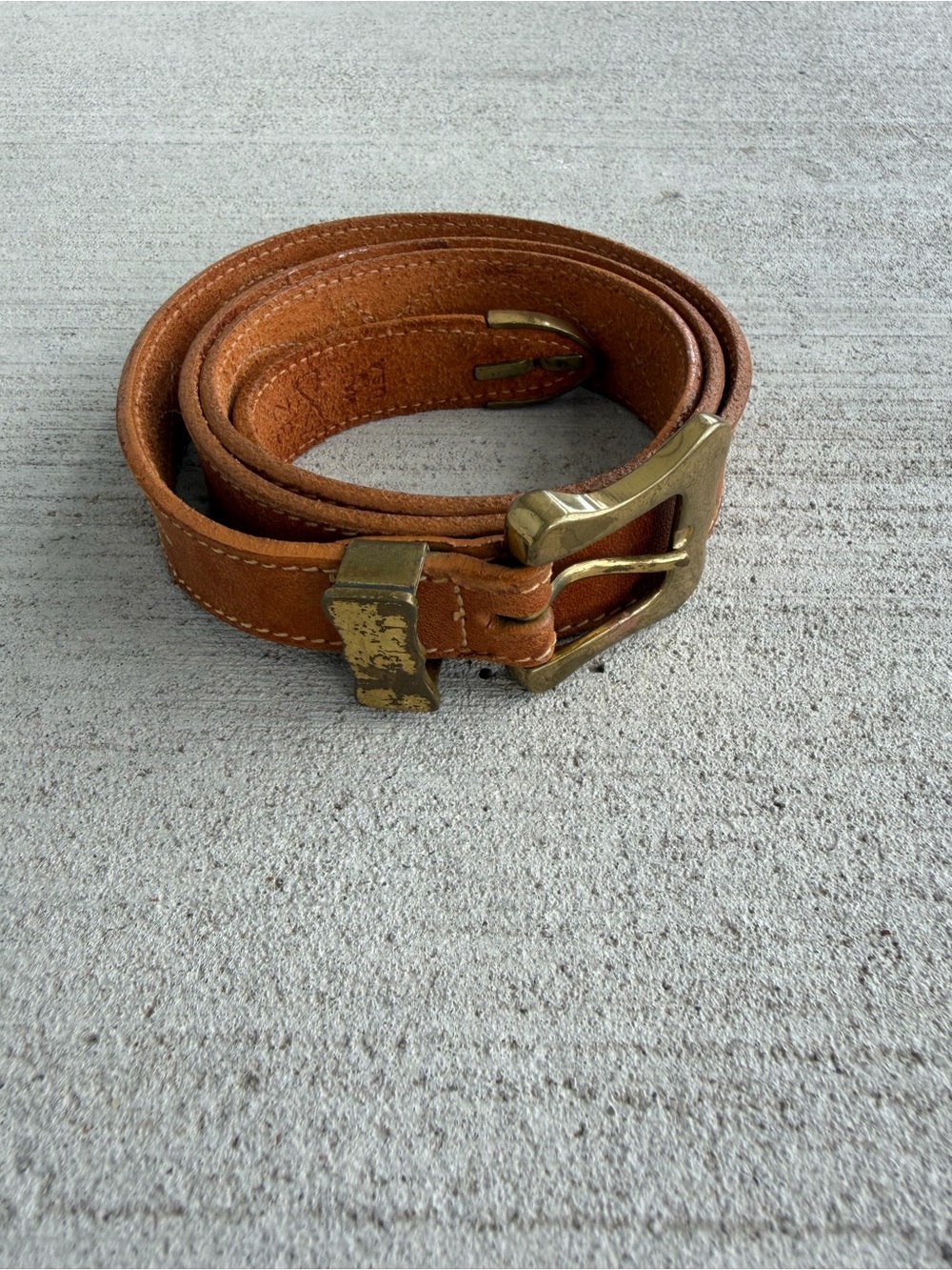 Vintage Brown Genuine Leather Belt Size 32 Made In USA Brass Buckle Distressed